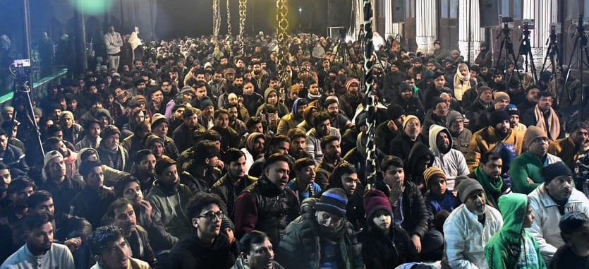 शिया समुदाय के सातवें इमाम हजरत मूसा काजिम की शहादत पर बृहस्पतिवार को शहर के इमामबाड़ों में सैय