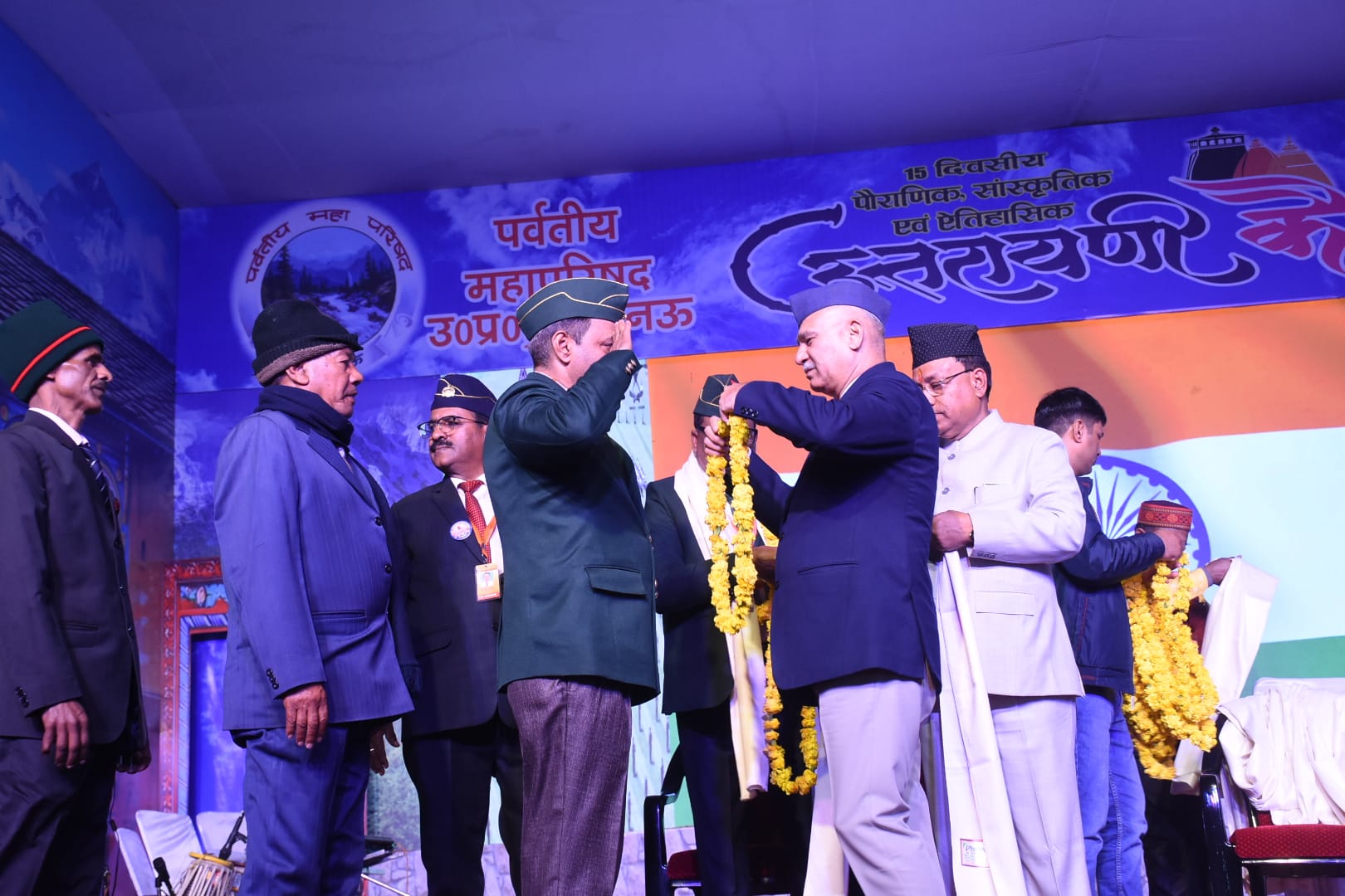 देशप्रेम से ओतप्रोत रही उत्तरायणी कौथिग की शाम देशप्रेम से ओतप्रोत रही उत्तरायणी कौथिग की शाम