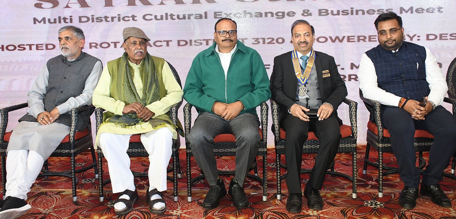 रोटरैक्ट डिस्ट्रिक्ट ऑर्गनाइज़ेशन की ओर से शुक्रवार को रोटरी इंटरनेशनल डिस्ट्रिक्ट 3120 के बैनर