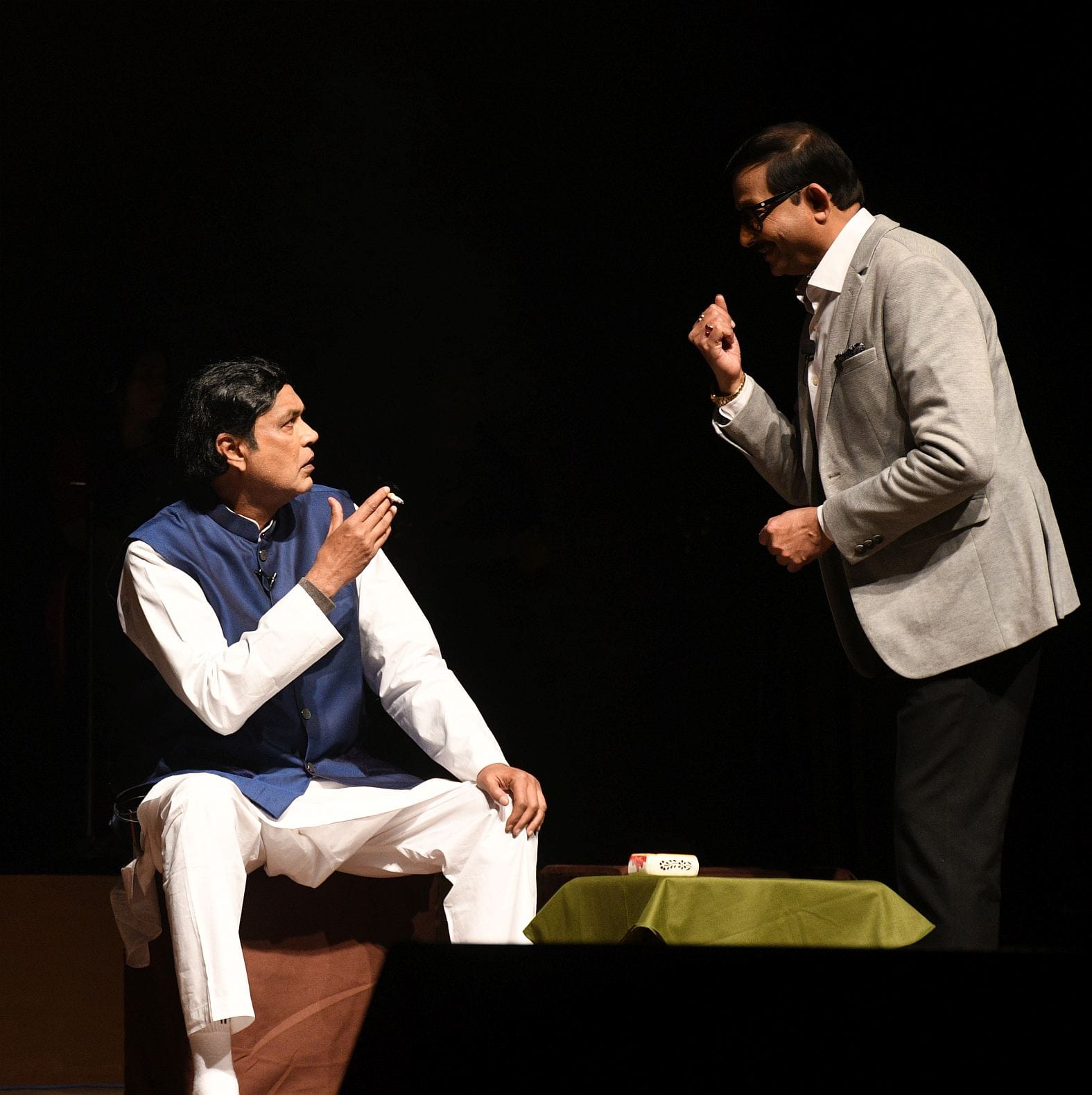 साहिर लुधियानवी के जीवन और उनकी प्रेम कहानी को बिल्कुल अलग अंदाज में शुक्रवार शाम संगीत नाटक अक साहिर लुधियानवी के जीवन और उनकी प्रेम कहानी को बिल्कुल अलग अंदाज में शुक्रवार शाम संगीत नाटक अक