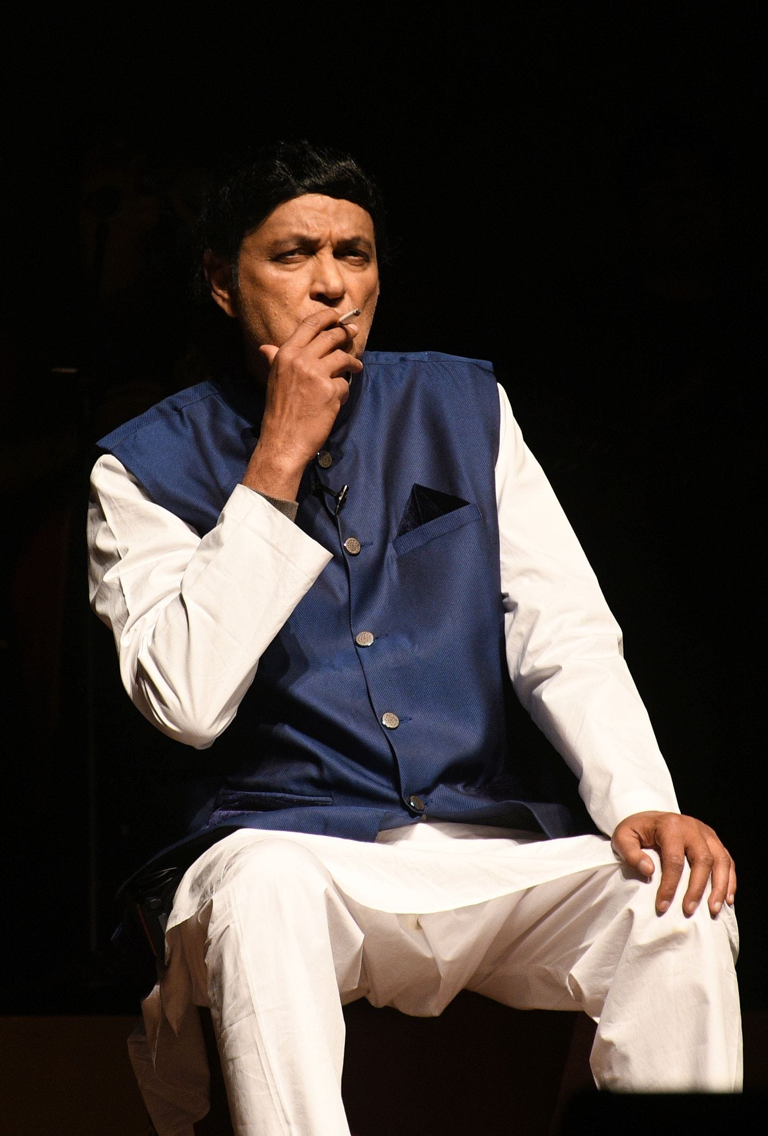 साहिर लुधियानवी के जीवन और उनकी प्रेम कहानी को बिल्कुल अलग अंदाज में शुक्रवार शाम संगीत नाटक अक साहिर लुधियानवी के जीवन और उनकी प्रेम कहानी को बिल्कुल अलग अंदाज में शुक्रवार शाम संगीत नाटक अक