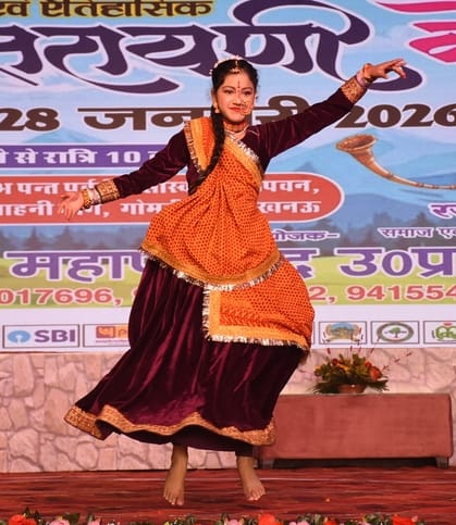 उत्तराखंड के कलाकारों ने जमाया रंग