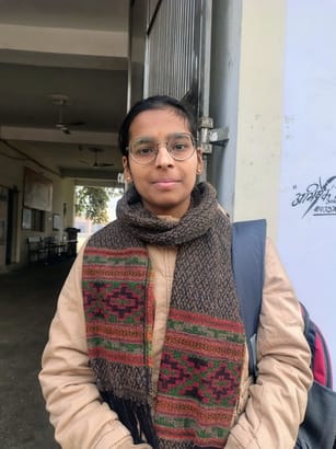 अभ्यर्थी अंजलि