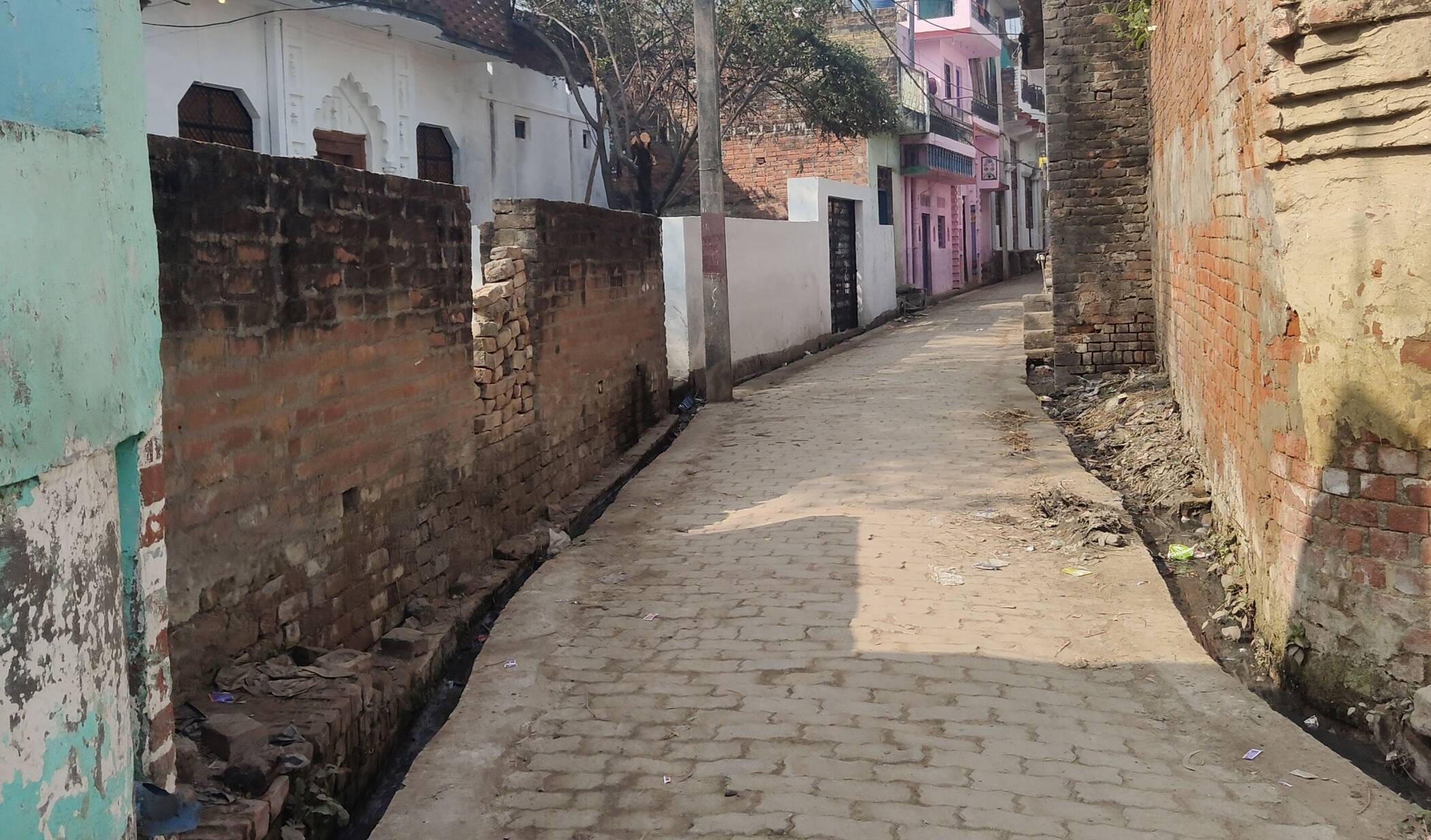 फोटो-49-थरियांव थाने में हत्यारोपी दिलदार। संवाद