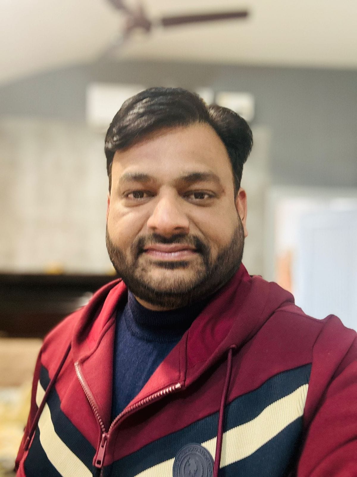 इशू गोयल।