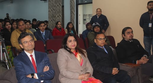 जाग्रति विहार में स्थित बीडीएस इंटरनेशनल स्कूल में आयोजित कार्यक्रम के दौरान सांस्कृतिक गीत पर जाग्रति विहार में स्थित बीडीएस इंटरनेशनल स्कूल में आयोजित कार्यक्रम के दौरान सांस्कृतिक गीत पर