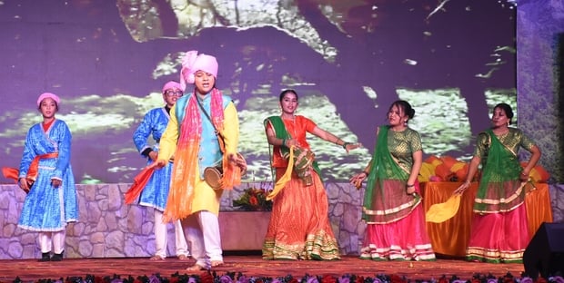 पहाड़ी लोकगीतों से सजी शाम