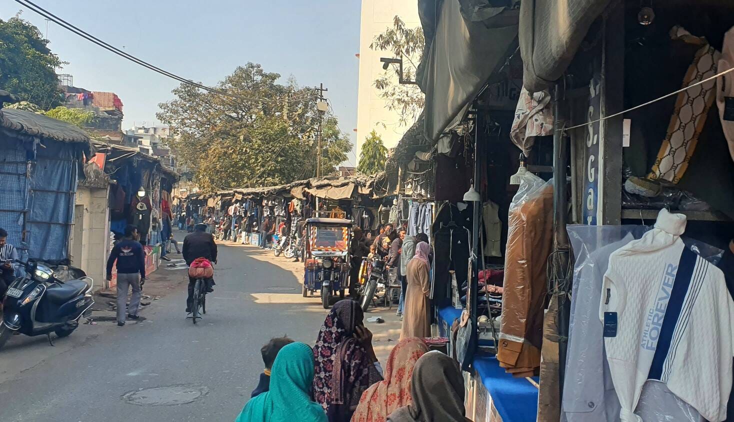 तिब्बत मार्केट की खबर का फोटो- मोहम्मद सैफ