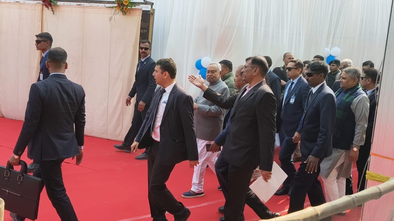 सभा स्थल को तस्वीर