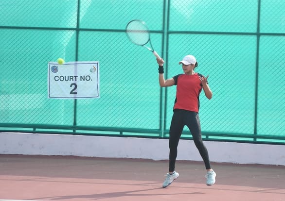 38...एमडीयू के खेल परिसर में चल रही अखिल भारतीय अंतर विश्वविद्यालय महिला टेनिस प्रतियोगिता के स