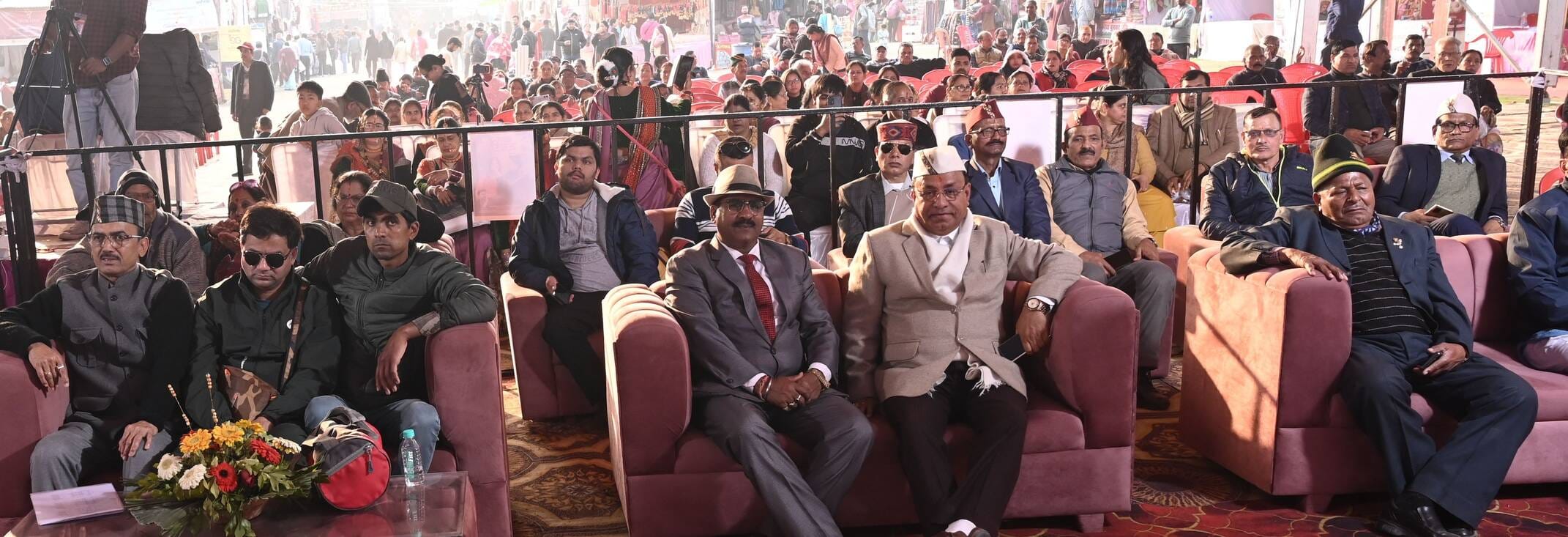 कौथिग के मंंच पर गूंजी पहाड़ की आवाज