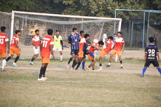 लखनऊ फॉल्कंस ने बिग ब्ल्यू को 1-0 से हराते हुए सतवंत सिंह और रवींद्र पाल मेमोरियल फुटबॉल प्रतिय