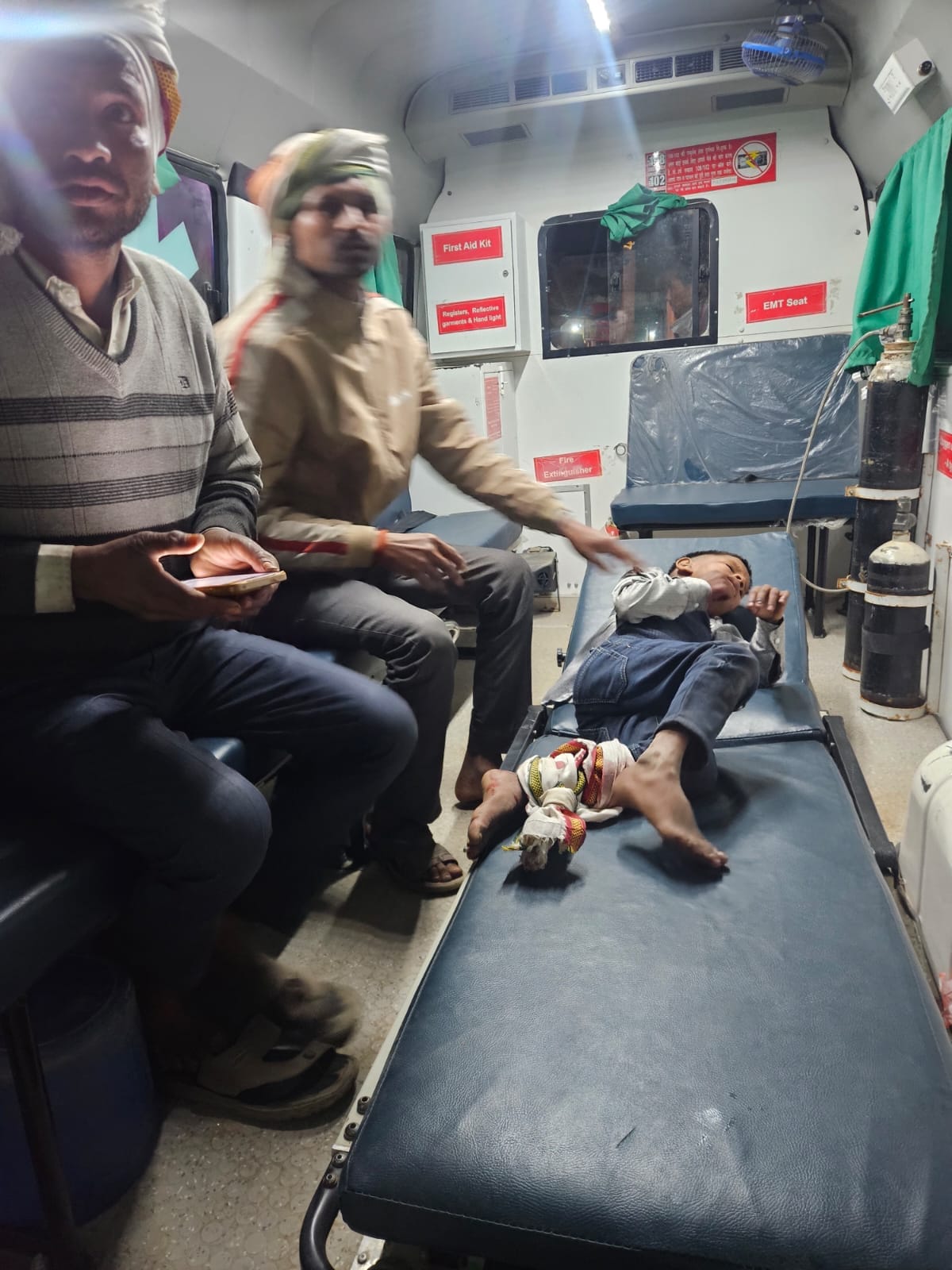 थाना डौकी क्षेत्र में हादसे में क्षतिग्रस्त कार थाना डौकी क्षेत्र में हादसे में क्षतिग्रस्त कार