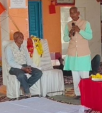 फोटो-23-हिंदू सम्मेलन को संबोधित करते  सह क्षेत्र प्रचार प्रमुख मनोज कांत। संवाद