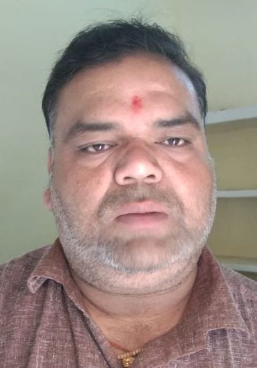 सरिता रस्तोगी, बाबूजई। सरिता रस्तोगी, बाबूजई।