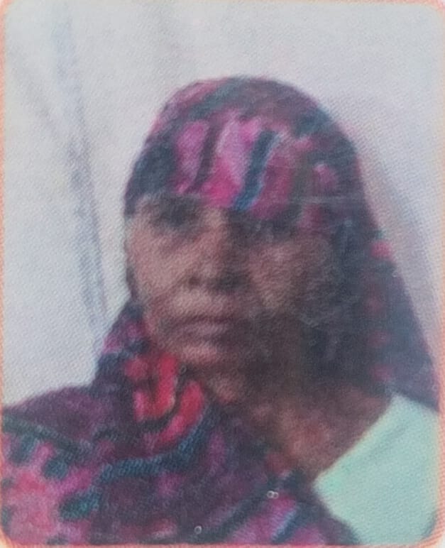 फोटो-1-घटनास्थल की जांच करते सीओ मनोज गंगवार मौजूद फोर्स। संवाद फोटो-1-घटनास्थल की जांच करते सीओ मनोज गंगवार मौजूद फोर्स। संवाद