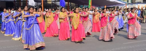 गणतंत्र दिवस पर विधानभवन के सामने से निकलने वाली झांकियों के साथ फुल ड्रेस परेड रिहर्सल की शुरु