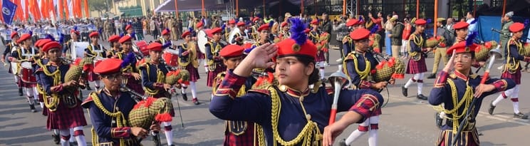 गणतंत्र दिवस पर विधानभवन के सामने से निकलने वाली झांकियों के साथ फुल ड्रेस परेड रिहर्सल की शुरु