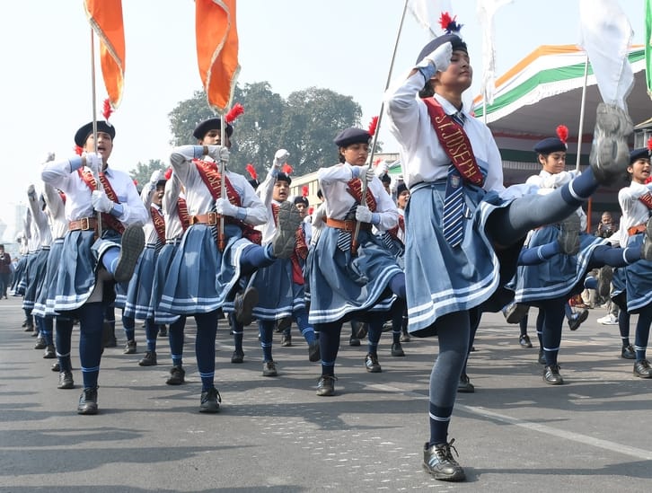 गणतंत्र दिवस पर विधानभवन के सामने से निकलने वाली झांकियों के साथ फुल ड्रेस परेड रिहर्सल की शुरु