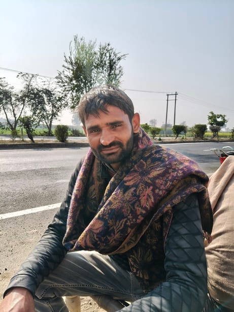 कलानौर व जिंदरान के खेतों में जलभराव। कलानौर व जिंदरान के खेतों में जलभराव।