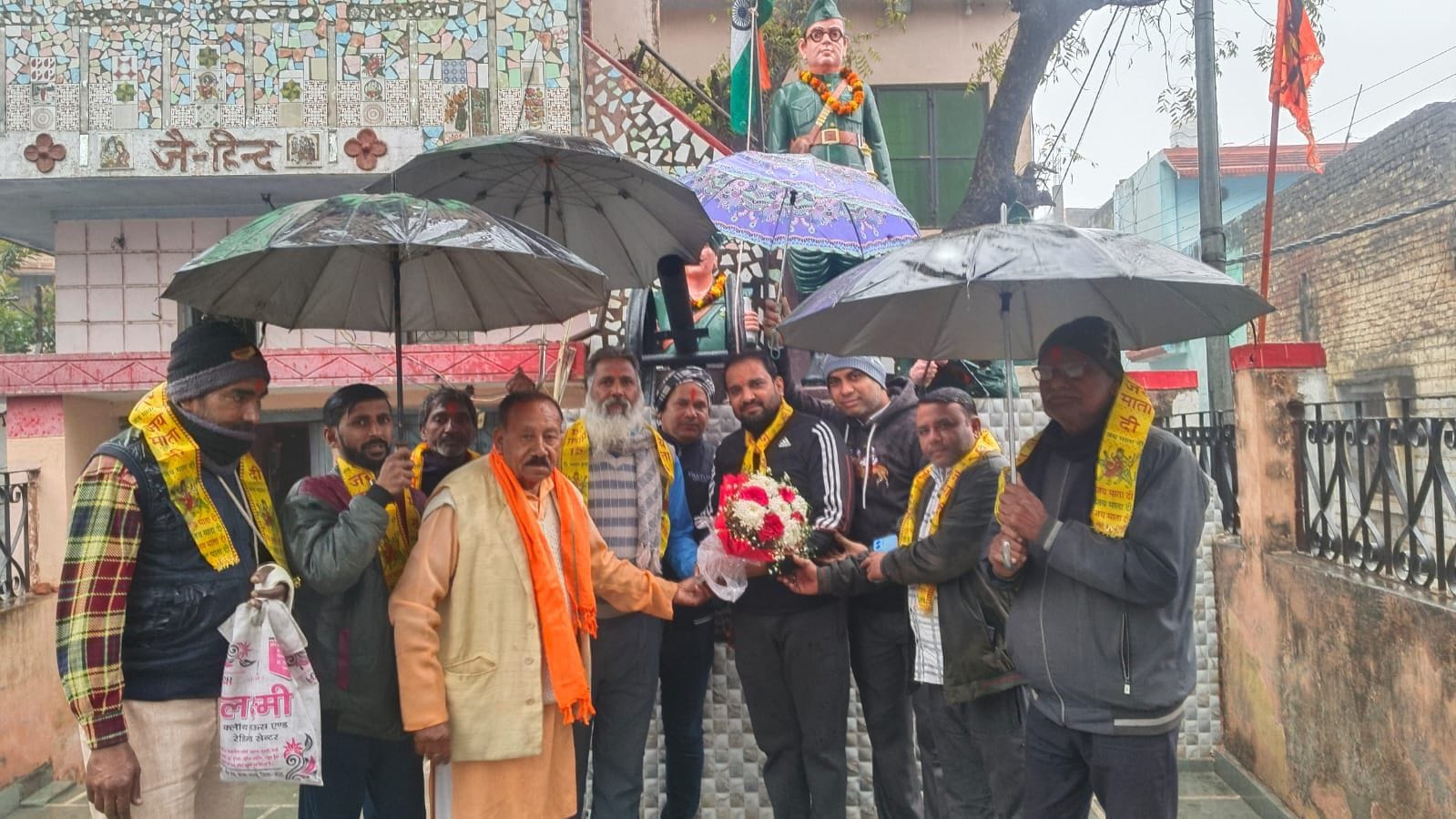 सरस्वती विद्या मंदिर में बसंत पंचमीपर हुआ हवन यज्ञ स्रोत स्वयं सरस्वती विद्या मंदिर में बसंत पंचमीपर हुआ हवन यज्ञ स्रोत स्वयं