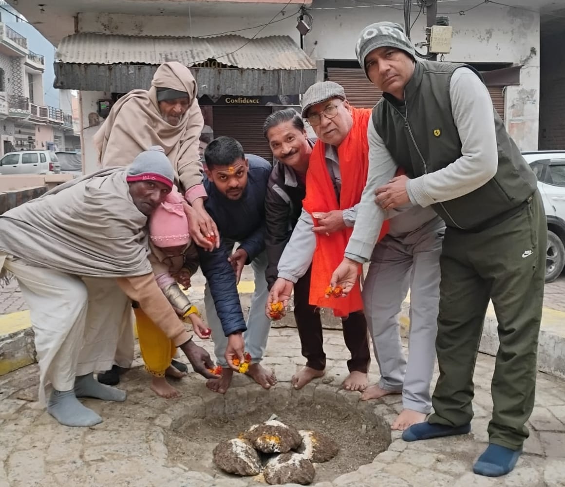 सरस्वती विद्या मंदिर में बसंत पंचमीपर हुआ हवन यज्ञ स्रोत स्वयं सरस्वती विद्या मंदिर में बसंत पंचमीपर हुआ हवन यज्ञ स्रोत स्वयं