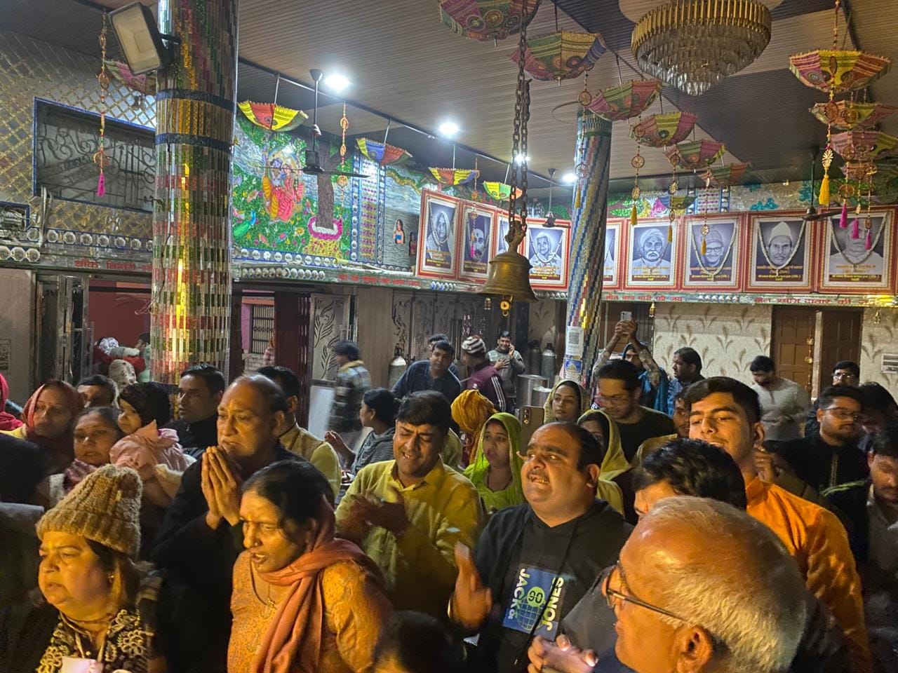श्री श्याम मंदिर में बाबा श्याम की मूर्ति। स्रोत : संस्था