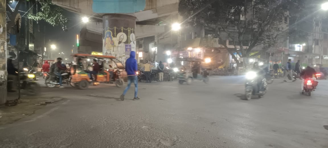 बैंक चौराहा पर नहीं दिखी पिकेट-संवाद बैंक चौराहा पर नहीं दिखी पिकेट-संवाद