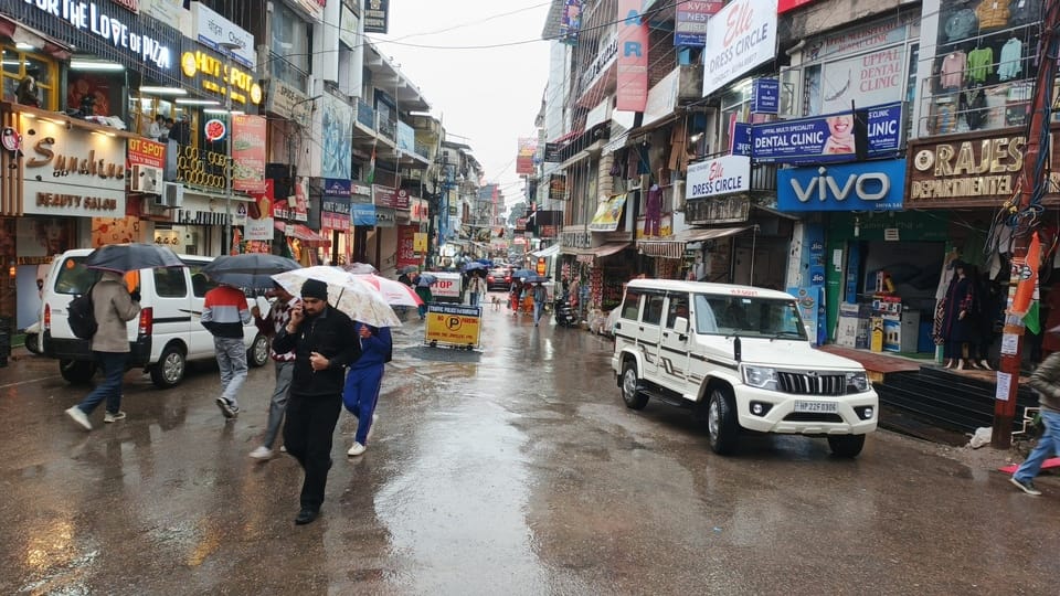 बड़सर में बिजली की तारें टूटी। स्रोत : बिजली बोर्ड बड़सर में बिजली की तारें टूटी। स्रोत : बिजली बोर्ड