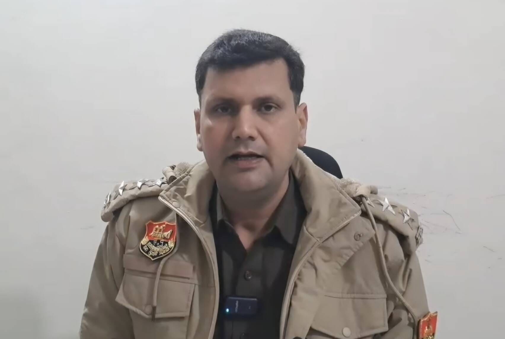 फोटो :07: सोनीपत की साइबर थाना पुलिस की गिरफ्त में ठगी के आरोपी। संवाद