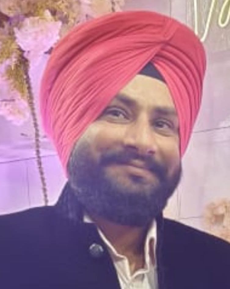 मैगलगंज से बरगांवा जर्जर रोड। संवाद