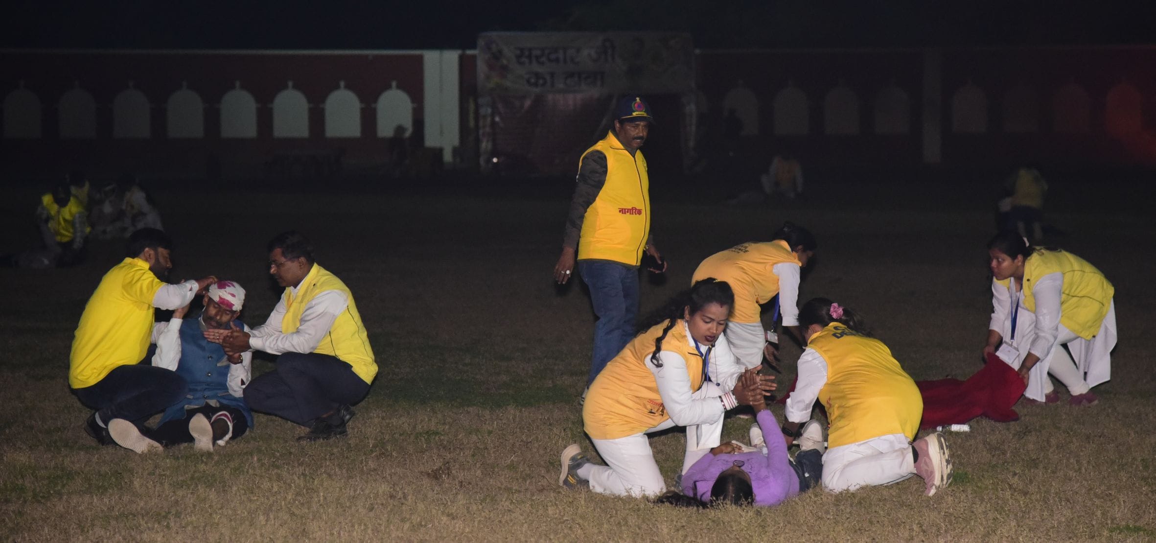 रिजर्व पुलिस लाइन में हुआ मॉकड्रिल। रिजर्व पुलिस लाइन में हुआ मॉकड्रिल।