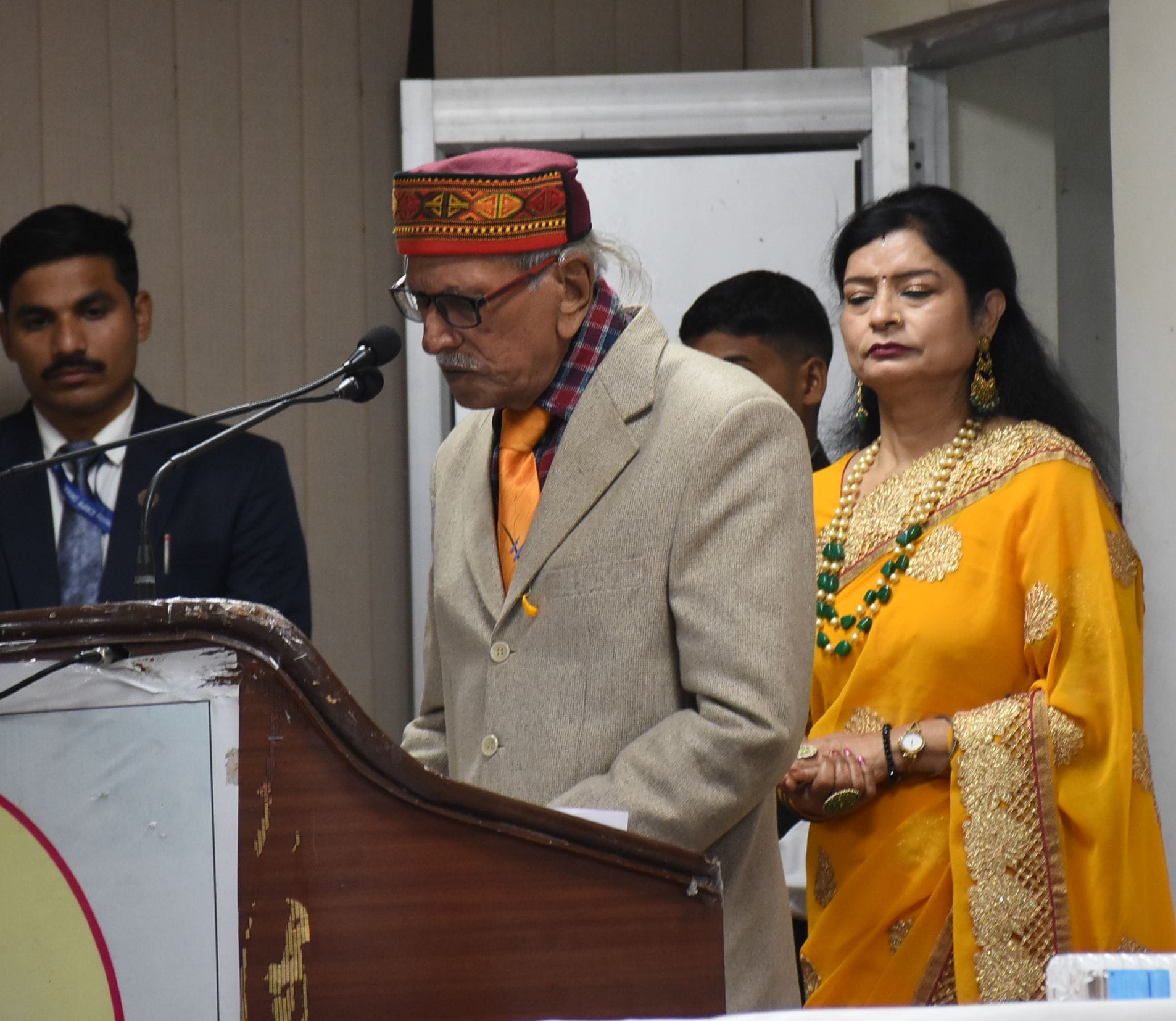 उत्तर प्रदेश स्थापना दिवस की पूर्व संध्या पर शुक्रवार को रंगभारती और उत्तर प्रदेश नागरिक परिषद उत्तर प्रदेश स्थापना दिवस की पूर्व संध्या पर शुक्रवार को रंगभारती और उत्तर प्रदेश नागरिक परिषद