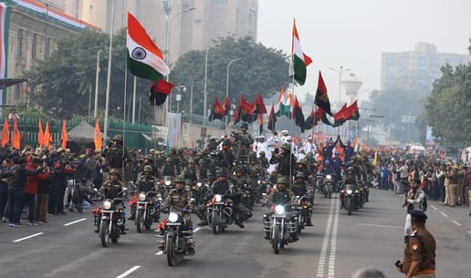 26 जनवरी को होने वाली परेड के लिए हुआ अंतिम पूर्वाभ्यास। 26 जनवरी को होने वाली परेड के लिए हुआ अंतिम पूर्वाभ्यास।