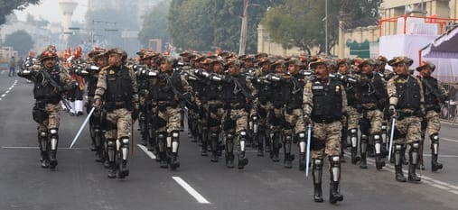 26 जनवरी को होने वाली परेड के लिए हुआ अंतिम पूर्वाभ्यास। 26 जनवरी को होने वाली परेड के लिए हुआ अंतिम पूर्वाभ्यास।