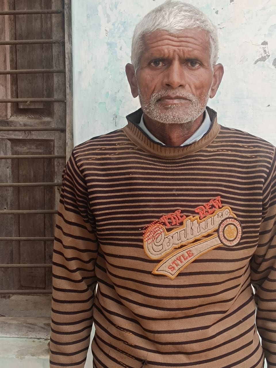 फोटो-1- बंद पड़ी भूरेपुर कला स्थित सहकारी समिति। संवाद फोटो-1- बंद पड़ी भूरेपुर कला स्थित सहकारी समिति। संवाद
