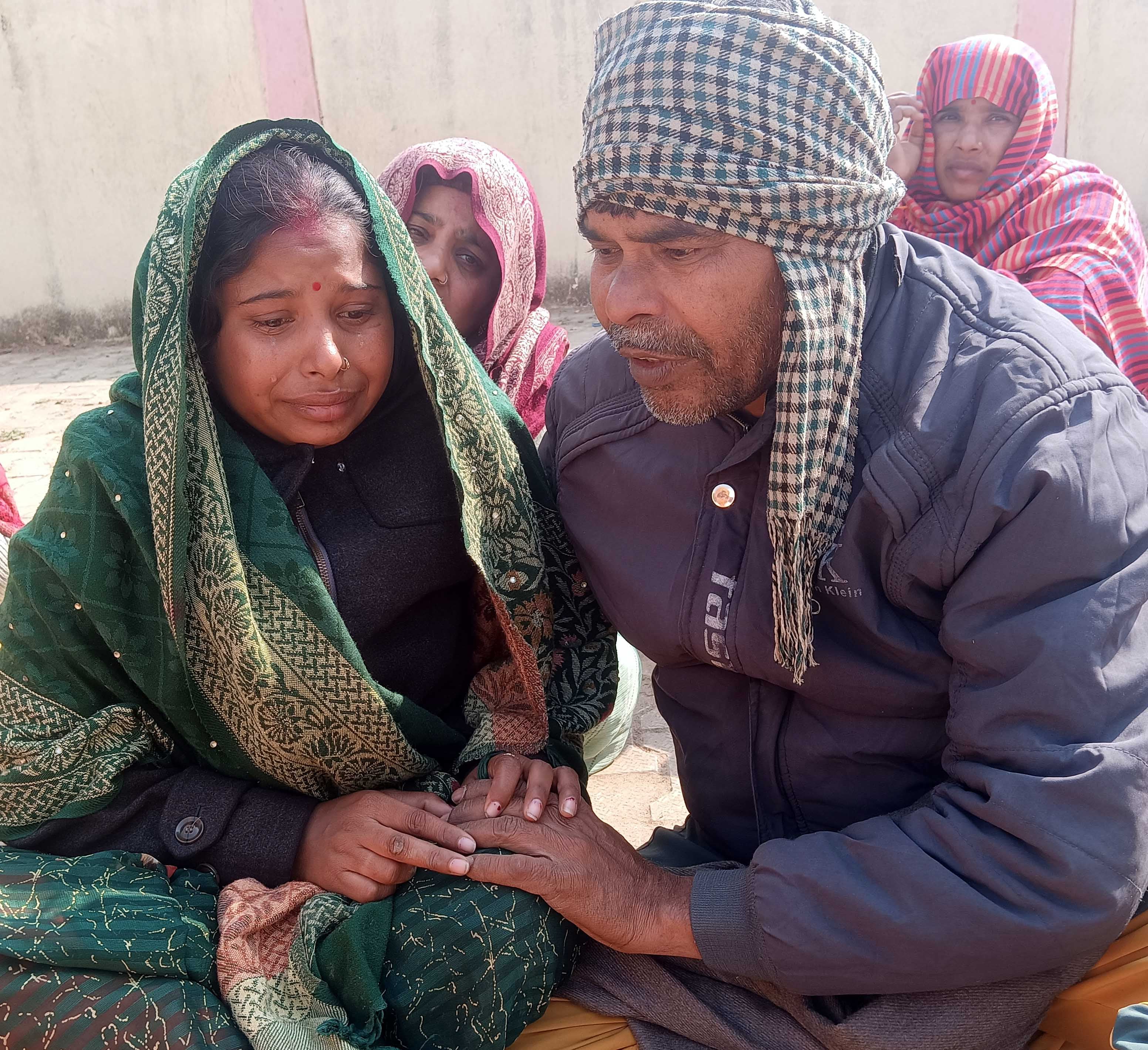ट्रैक के पास मिला महिला का शव: मिथलेश का फाइल फोटो ट्रैक के पास मिला महिला का शव: मिथलेश का फाइल फोटो