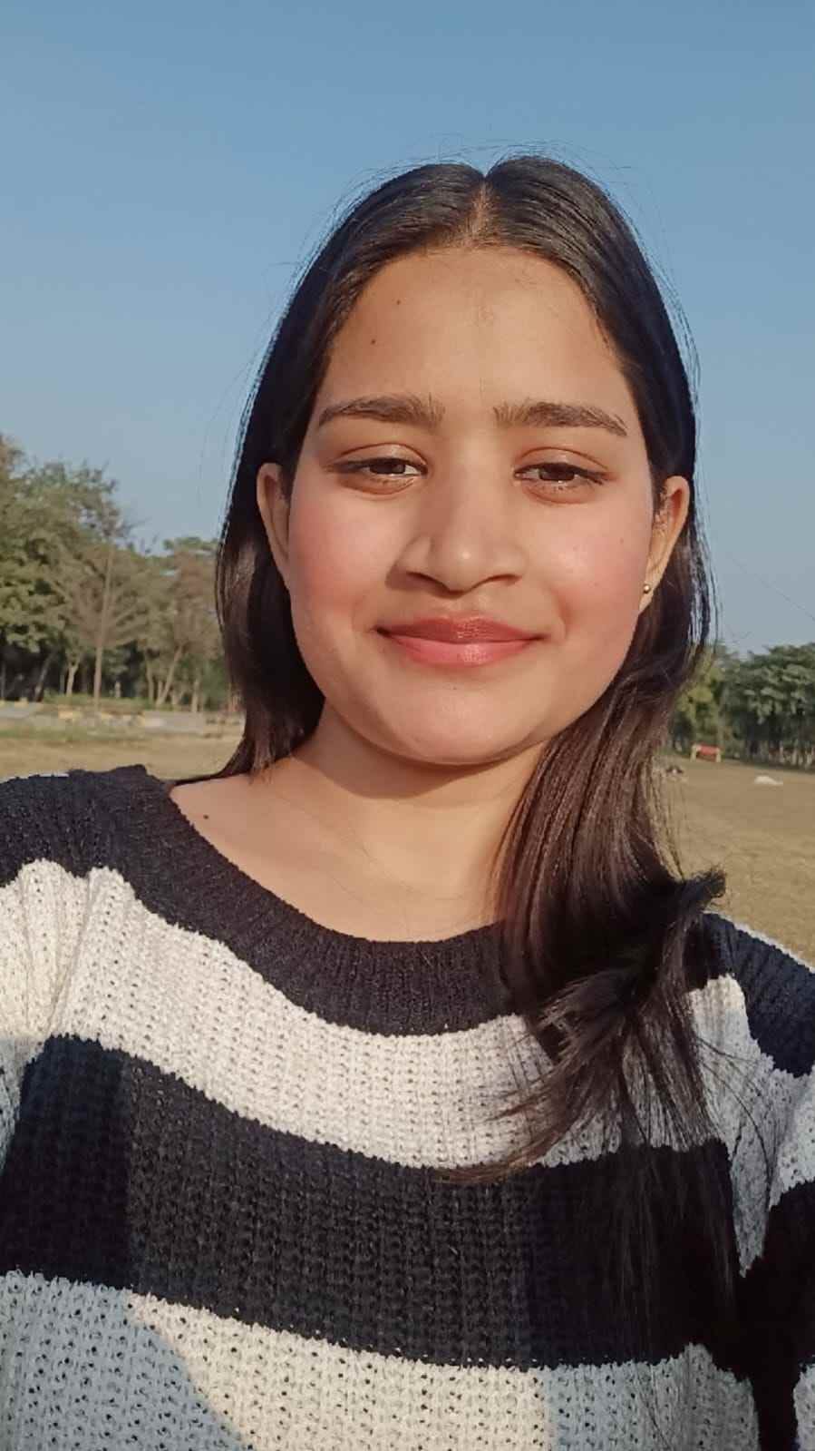 14... डॉ. सविता, असिस्टेंट प्रोफेसर।