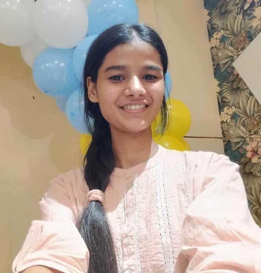14... डॉ. सविता, असिस्टेंट प्रोफेसर।