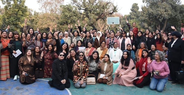 हजरतगंज स्थित लोरेटो कॉन्वेंट कॉलेज का परिसर रविवार को यादों और मुस्कानों से गुलजार हो उठा।