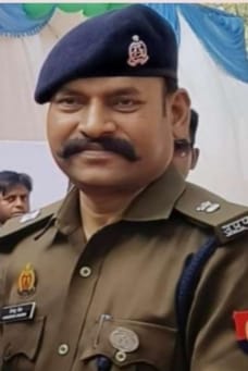 सम्मानित पुलिसकर्मी