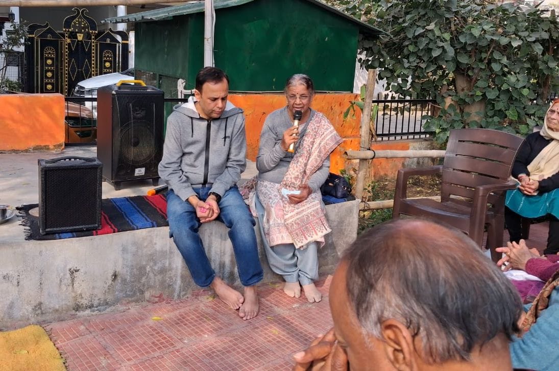 सुंदरकांड पाठ के जरिये दे रहे भाईचारे का संदेश