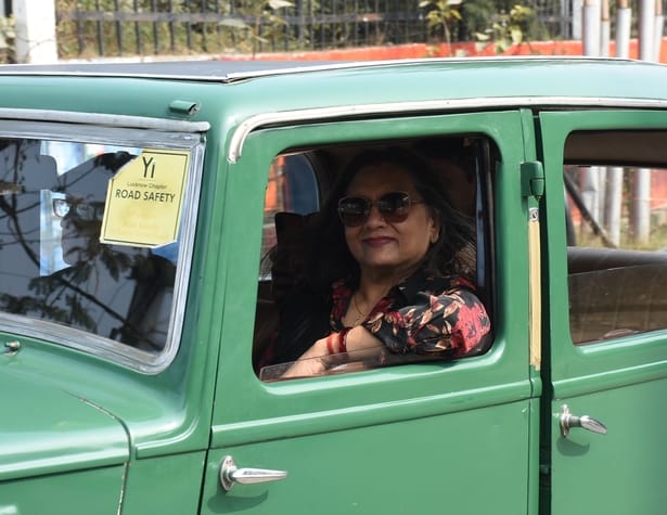 वर्ल्ड वार टू और फिल्मों का हिस्सा रहीं विंटेज कारों ने बिखेरा जलवा