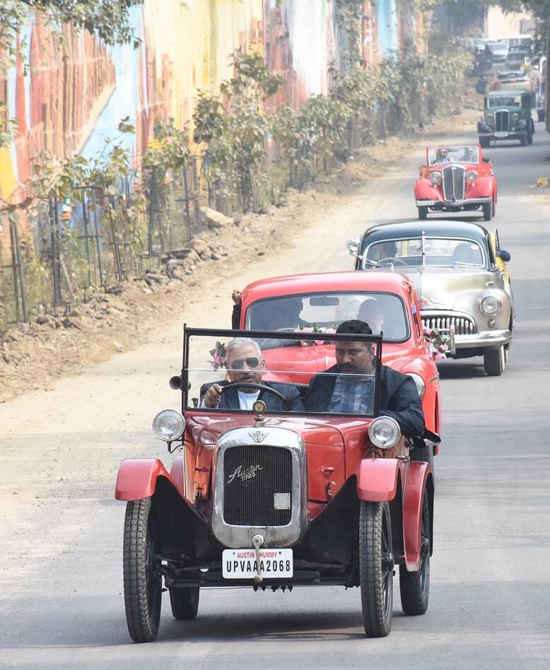 वर्ल्ड वार टू और फिल्मों का हिस्सा रहीं विंटेज कारों ने बिखेरा जलवा