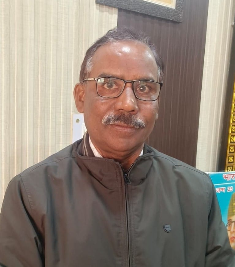 फोटो संख्या:62 रविंद्र कुमार