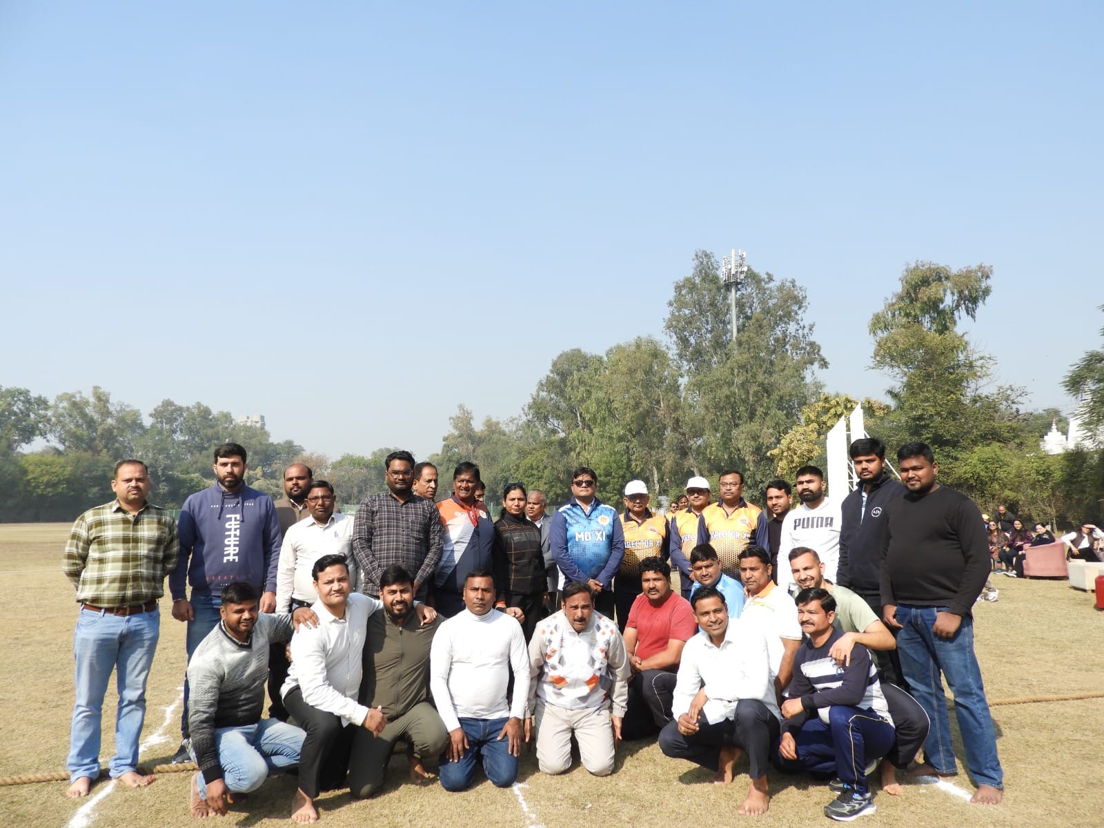 पीवीवीएनएल में मुख्यालय ऊर्जा भवन में गणतंत्र दिवस मनाया गया। स्रोत : पीवीवीएनएल। पीवीवीएनएल में मुख्यालय ऊर्जा भवन में गणतंत्र दिवस मनाया गया। स्रोत : पीवीवीएनएल।