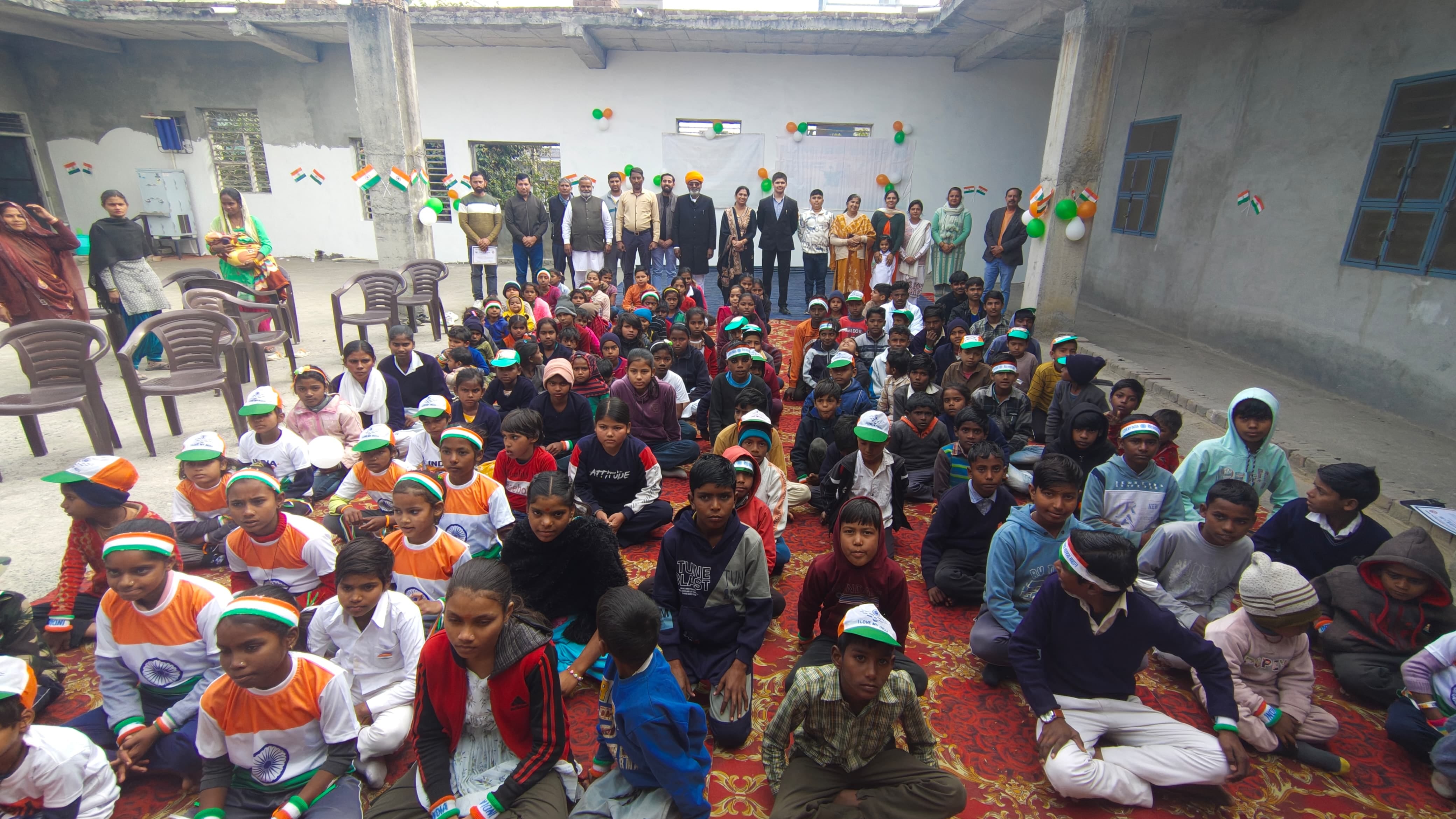 27jjrp10- जिला स्तरीय गणतंत्र दिवस कार्यक्रम में सम्मानित किए गए उत्कृष्ट पुलिस कर्मचारी। स्रोत 27jjrp10- जिला स्तरीय गणतंत्र दिवस कार्यक्रम में सम्मानित किए गए उत्कृष्ट पुलिस कर्मचारी। स्रोत