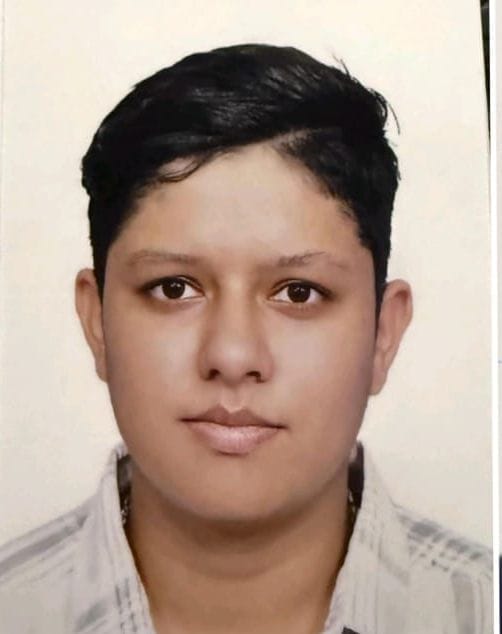 28जेएनडी01: राजपाल रेढू कोच।