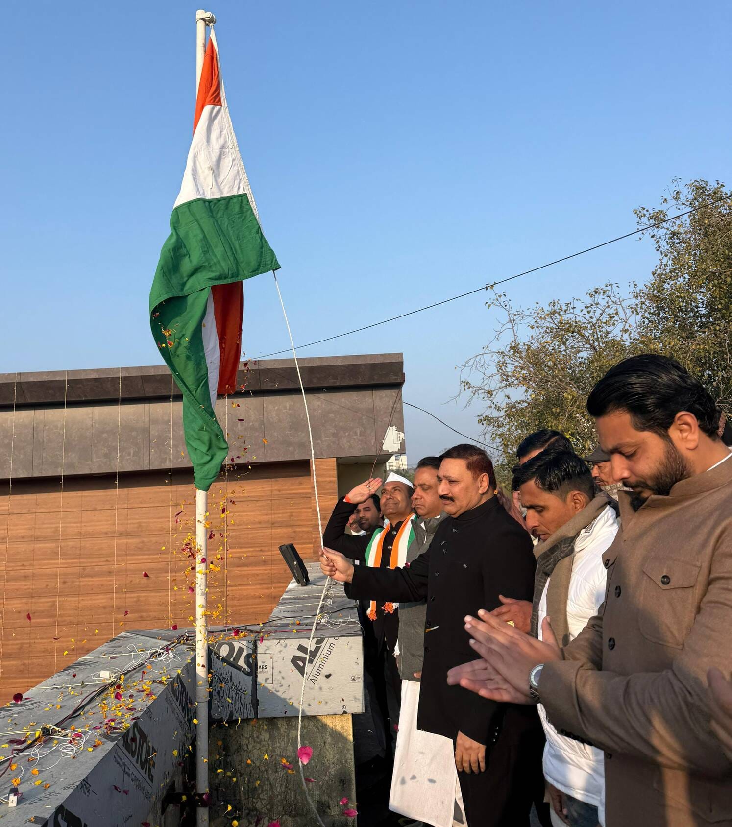 बागपत पुलिस लाइन में गणतंत्र दिवस पर परेड करते पुलिसकर्मी। संवाद बागपत पुलिस लाइन में गणतंत्र दिवस पर परेड करते पुलिसकर्मी। संवाद