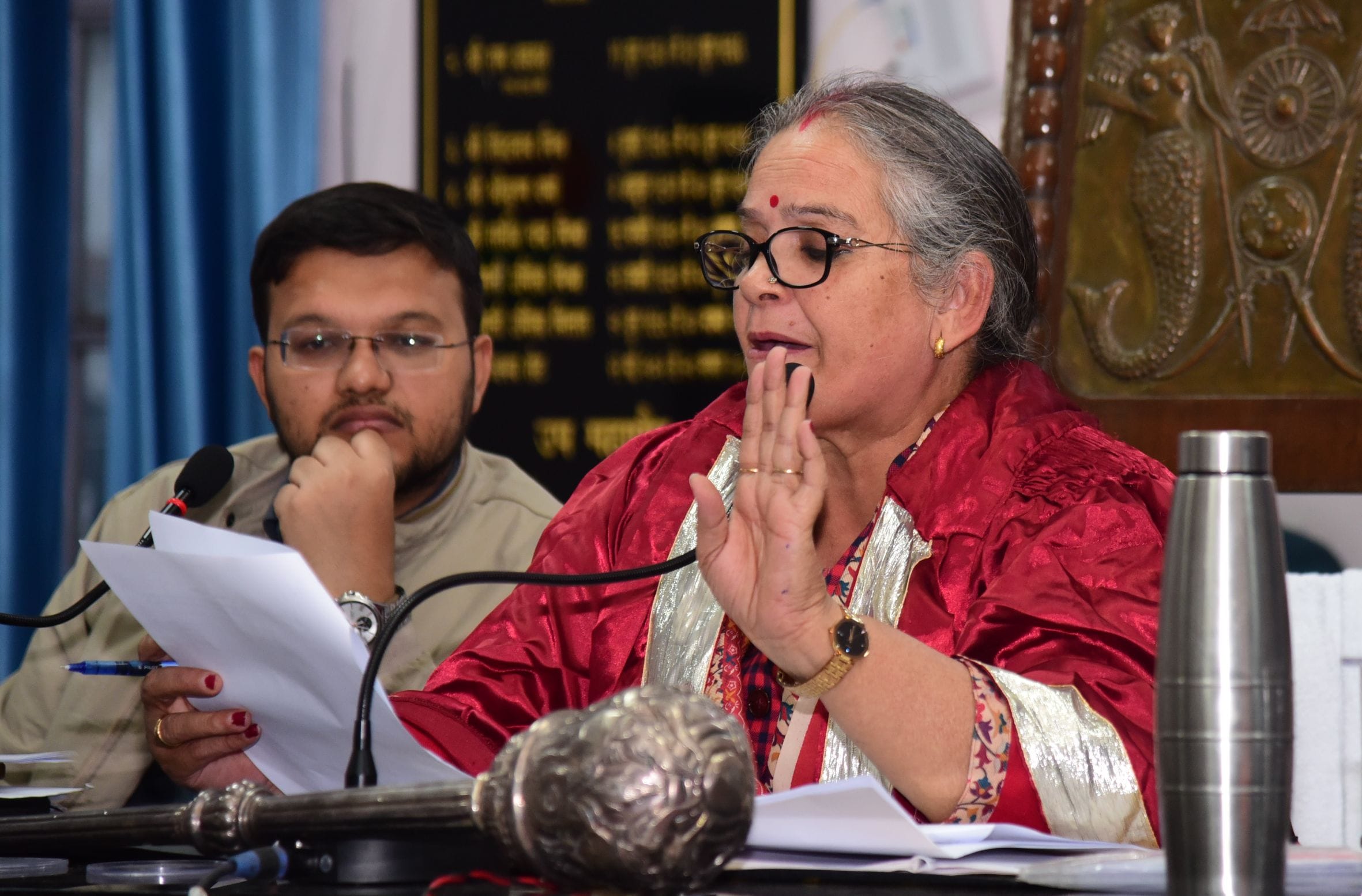 नगर निगम सदन की बैठक। नगर निगम सदन की बैठक।